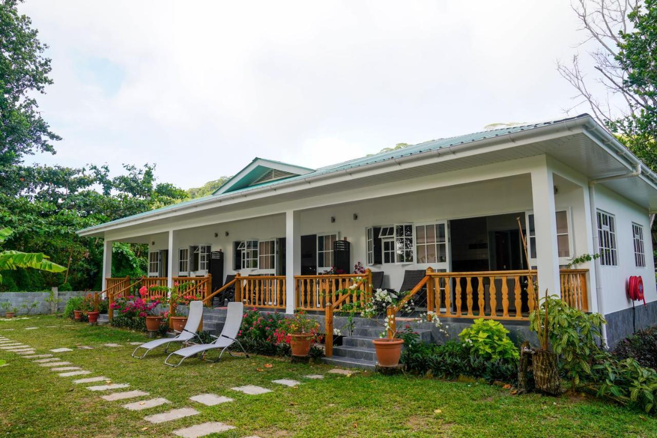 Villa Charette-Self Catering Villas ลาดิก ภายนอก รูปภาพ